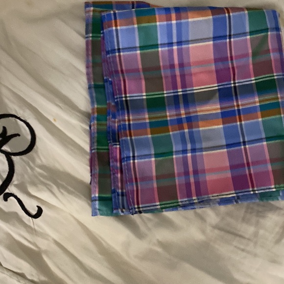 Tommy Hilfiger Pocket Square Pink/Blue Sz. 13’X13’.Excellent  Condition - Picture 4 of 4